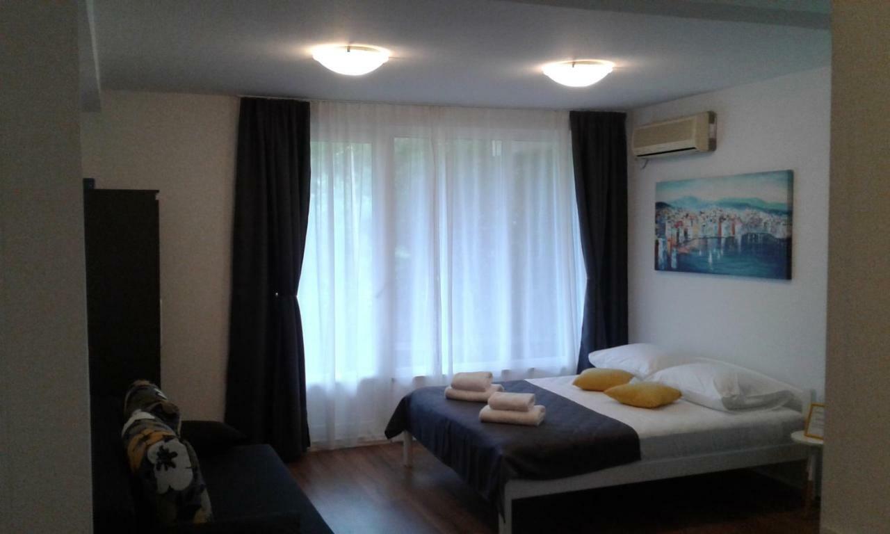 Bluebay Studio Apartment Млини Екстер'єр фото
