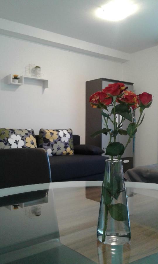 Bluebay Studio Apartment Млини Екстер'єр фото